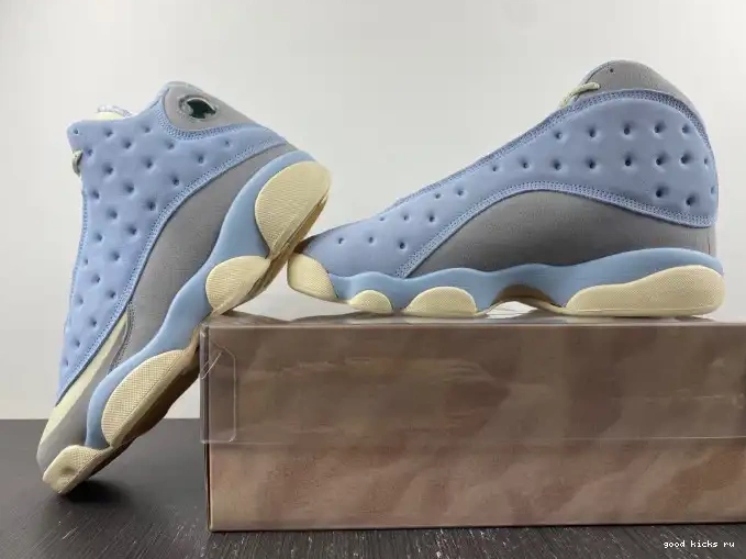 DX5763-100 SoleFly Jordan 13 Retro 0620